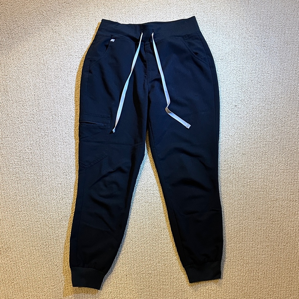 Figs Zamora High-Waisted Petite Scrub Joggers